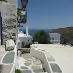 Kastro Gate ,entrance To An Ancient Village