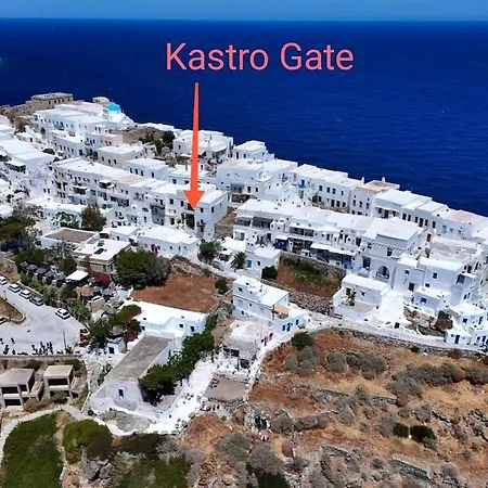 Kastro Gate ,entrance To An Ancient Village Semesterbostad *